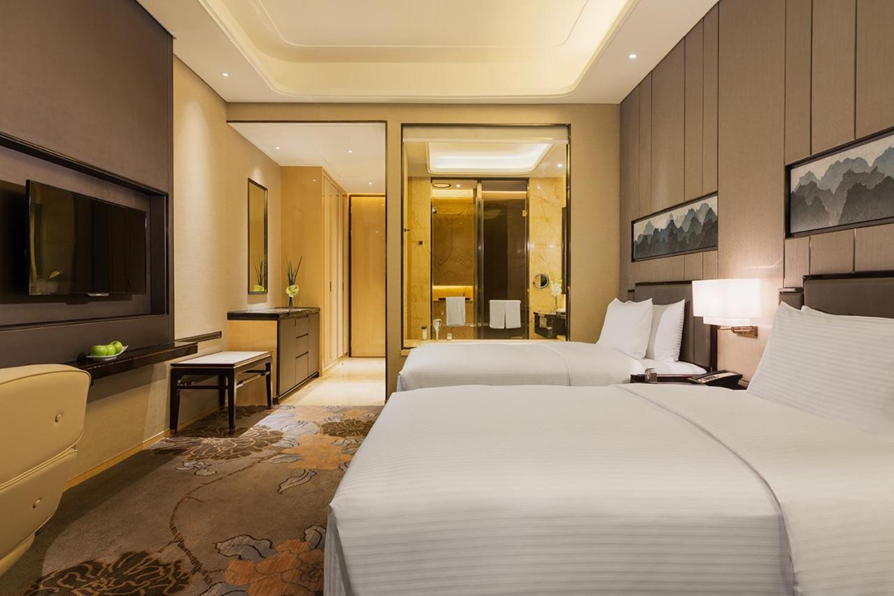 Wanda Realm Longyan Hotel Exterior photo
