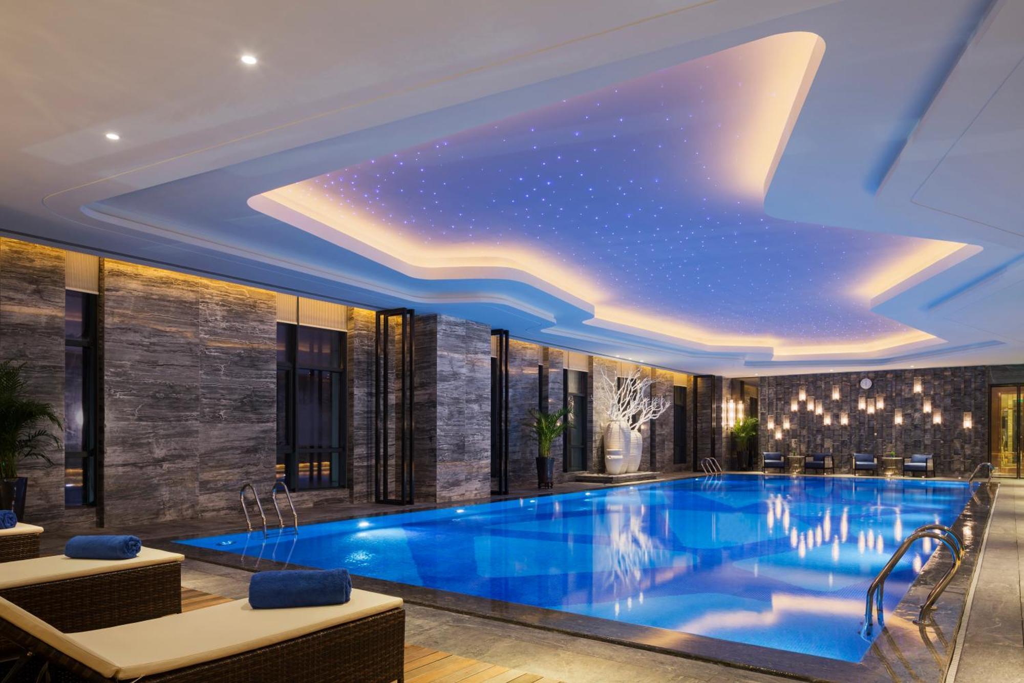 Wanda Realm Longyan Hotel Exterior photo